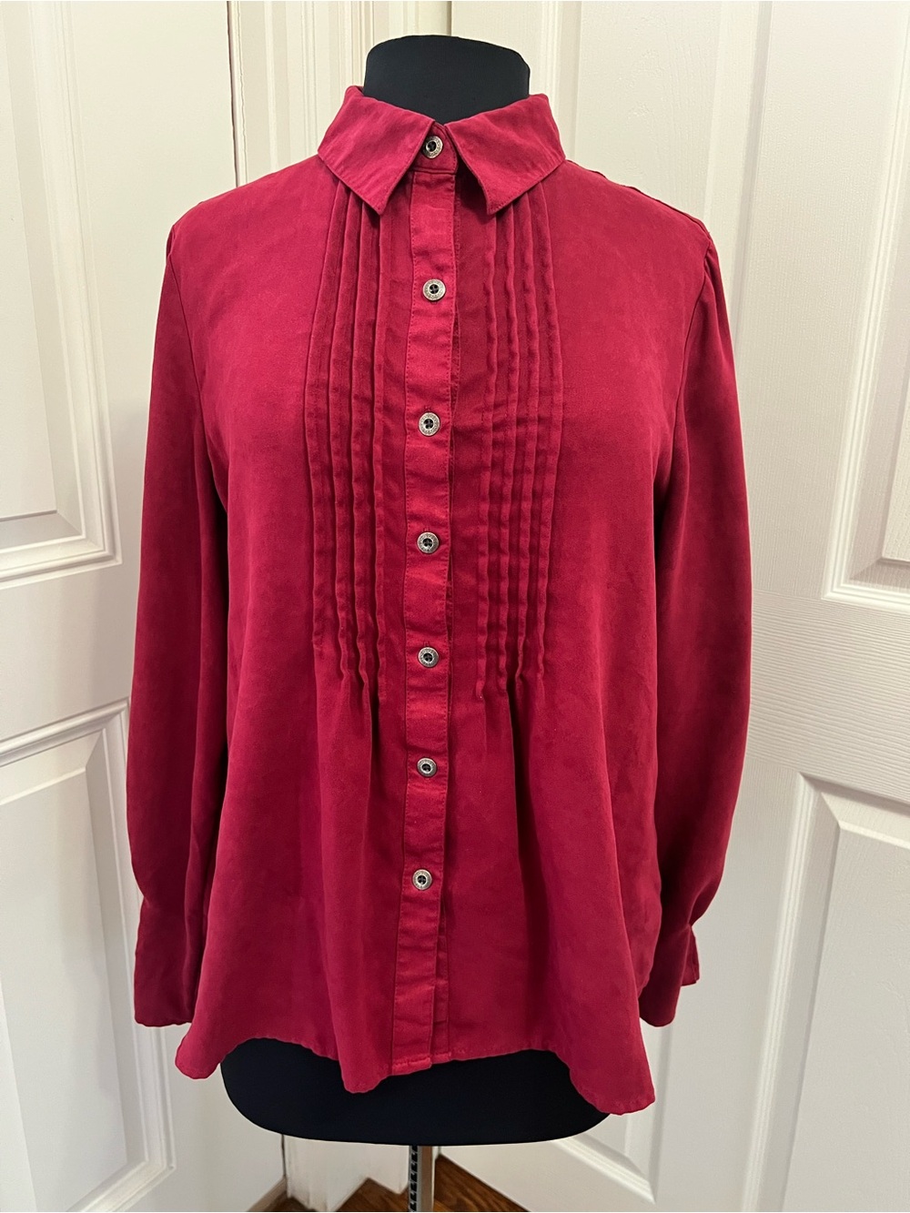 Coldwater Creek Women's Burgundy Pleated Front Button-Up Blouse